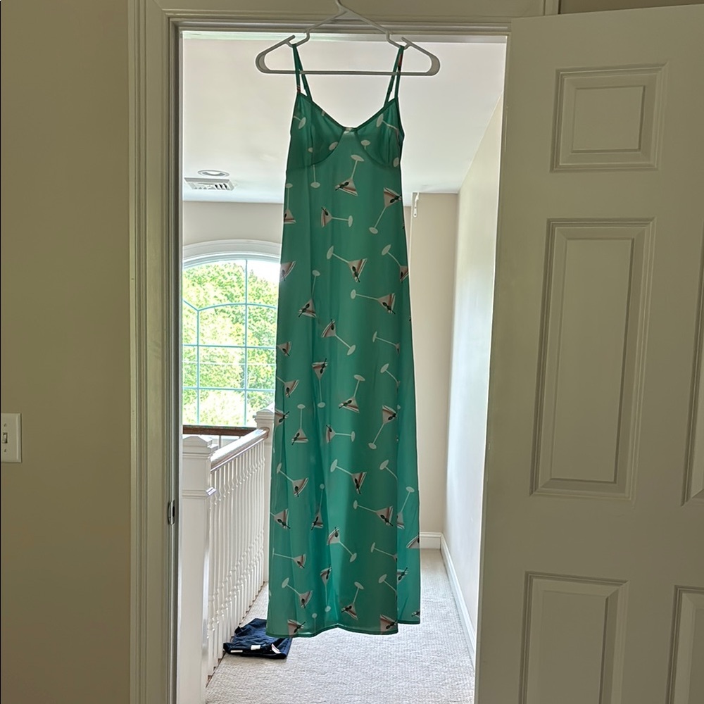 Adorable Green Martini Print Maxi Dress 🍸